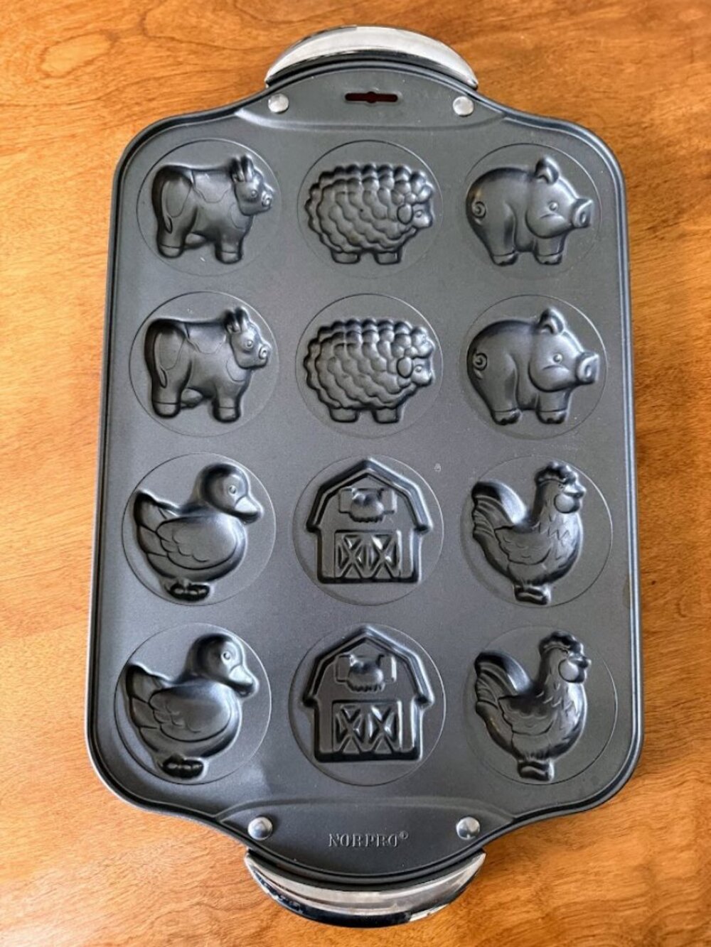 Norpro Nonstick Cookie Sheet Pan Farm Animals Grandma Cottage Spring Farmstand - Picture 2 of 2